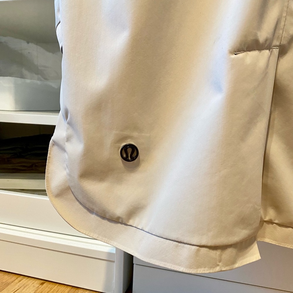 Lululemon Definitely Raining Jacket - Picture 4 of 7